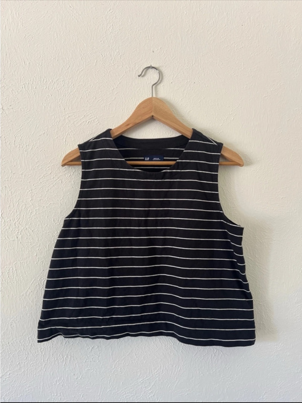 GAP Black and White Horizontal Stripe Sleeveless Crop Top